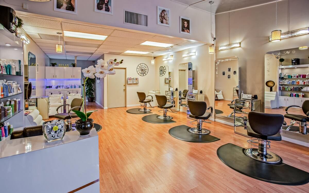 Why Hair Salons Lose Clients — And How Loyalty Programs Keep Chairs Full